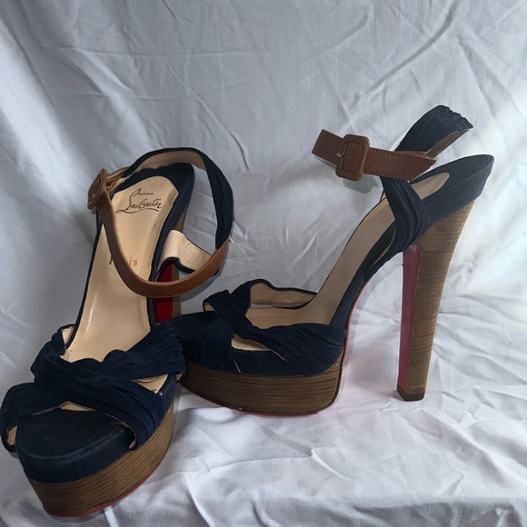 Cute Louboutin platforms!!! - Picture 2 of 4